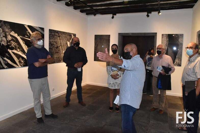 Momento del acto inaugural de la exposición/Francisco Javier Santana.